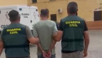 La Guardia Civil esclarece 13 delitos y detiene a un sospechoso en Roquetas