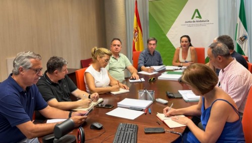 Andalucía reparte 2,9 millones entre quienes han perdido todo el pimiento por el Thrips parvispinus