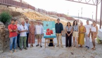 Adra presenta el cartel de sus fiestas patronales, obra de Juan Parrilla