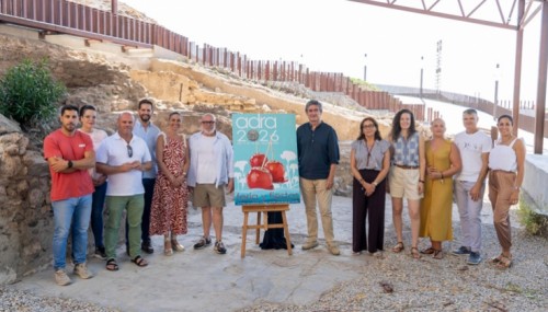 Adra presenta el cartel de sus fiestas patronales, obra de Juan Parrilla