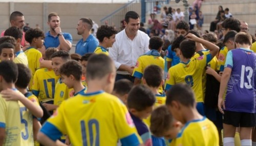 Las mejores canteras de fútbol se citan en la Níjar Súper Cup, con Toni Kroos como padrino