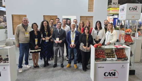 Nueve empresas de 'Sabores Almería' promocionan sus productos en la feria SIAL París