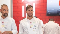 Patricio &Uacute;beda, chef del restaurante Blanca Brisa, galardonado con el Premio Nacional de Gastronom&iacute;a Plato de Oro de Radio Turismo