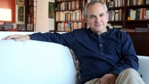 El escritor Pablo D'Ors, invitado en el Aula de Literatura de Roquetas de Mar