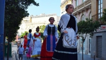 Los Gigantes y Cabezudos cumplen con la tradici&oacute;n durante la Feria de Almer&iacute;a