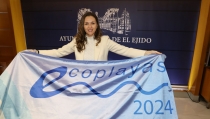 Las playas de El Ejido renuevan la bandera medioambiental Ecoplayas