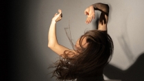 El ciclo Trasladanza sube el tel&oacute;n con 'La Danzaora', de Laura F&uacute;nez