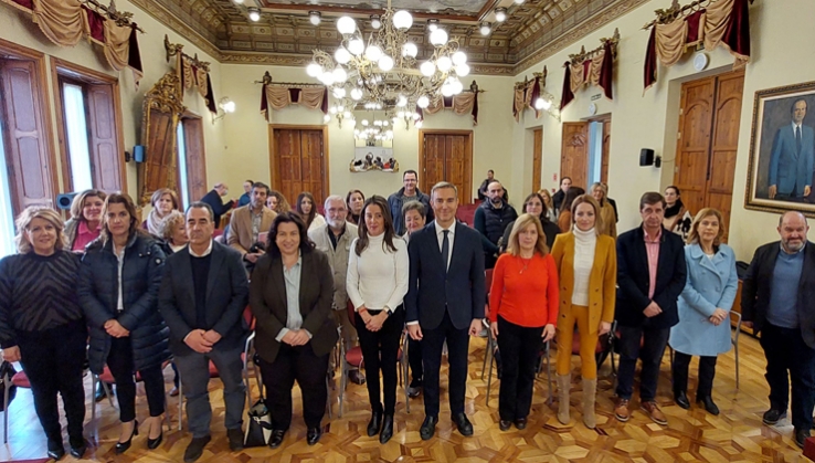Cerca de 4.100 desempleadas de la provincia recibir&aacute;n formaci&oacute;n en nuevas tecnolog&iacute;as