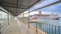 Licitada por 3,2 millones la reforma de las pasarelas de cuatro rampas en el Puerto de Almer&iacute;a