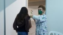 Andaluc&iacute;a refuerza la vacunaci&oacute;n frente al meningococo y el papiloma