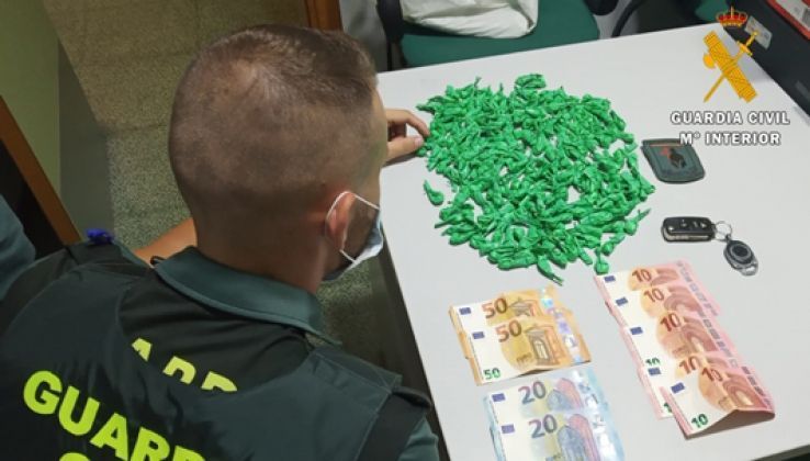 La Guardia Civil detiene a una persona con 190 dosis de coca&iacute;na en V&iacute;car