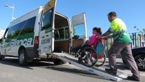 Verdiblanca llevar&aacute; este curso las rutas escolares de una quincena de estudiantes