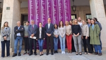 Almer&iacute;a recuerda a las 1.237 v&iacute;ctimas de violencia de g&eacute;nero en Espa&ntilde;a desde 2003