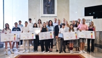 La comunidad educativa de Almer&iacute;a consigue reciclar m&aacute;s de 120.000 envases