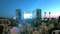 La sociedad y la empresa almerienses, unidas para reivindicar la llegada del AVE