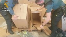 Desmantelan una nave dedicada al envasado de marihuana en Benahadux