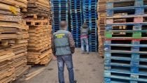 Tres detenidos por el robo de 30.000 palets de una empresa hortofrut&iacute;cola