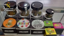 Nueve detenidos en Almer&iacute;a por vender marihuana en envoltorios de golosinas
