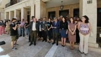 Un minuto de silencio y condena por el crimen machista de T&iacute;jola