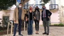 Instalan nuevos m&oacute;dulos de aparcamiento para bicicletas y patinetes en Almer&iacute;a