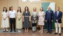 La Junta convertir&aacute; en sedes administrativas  dos edificios de Cajamar en el centro de Almer&iacute;a