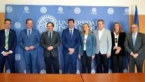 Imagen de la firma del convenio, en febrero de 2020.