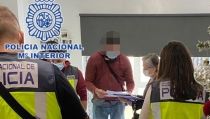 23 detenidos en Almer&iacute;a y Alicante por falsificar documentos para inmigrantes