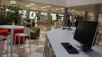 Los estudiantes de la UAL vuelven a tener acceso a los fondos bibliogr&aacute;ficos