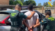 Detienen a uno de los autores de un robo en una vivienda habitada de Balerma
