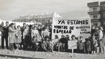 La asociaci&oacute;n La Palmera, del barrio de Los &Aacute;ngeles, protesta para que se ponga una guarder&iacute;a en el barrio.