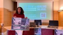 Las mujeres aun cobran de media 5.136 euros menos que los hombres