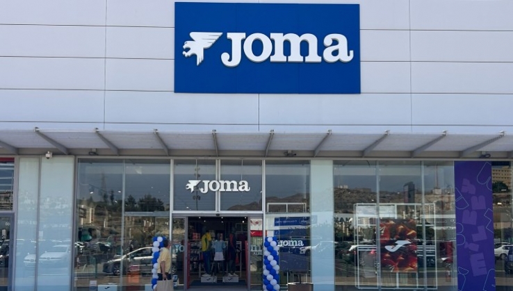 La marca deportiva Joma abre una tienda en el Centro Comercial Torrec&aacute;rdenas