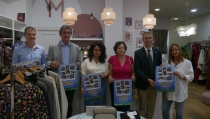 Ayuntamiento y Junta ponen en valor el Centro Comercial Abierto de Adra