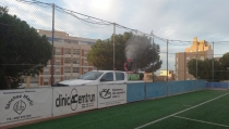 Adra realiza labores de fumigaci&oacute;n para prevenir la oruga procesionaria