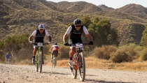 Antonio Ra&uacute;l Guti&eacute;rrez y Leticia Garc&iacute;a se llevan la I BTT Playa Macenas
