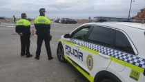 Dos detenidos en Adra cuando intentaban robar un coche y una moto