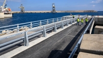 El Puerto de Carboneras ampl&iacute;a su capacidad de atraque con la conexi&oacute;n del duque de alba a tierra