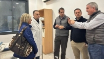 El delegado de Salud pone en valor los ec&oacute;grafos en su visita a Macael