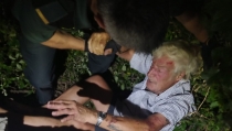Rescatan a un hombre que cay&oacute; a una zona de dif&iacute;cil acceso en Bayarque