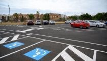 Almer&iacute;a reordena un solar como aparcamiento entre Cortijo Grande y La Goleta