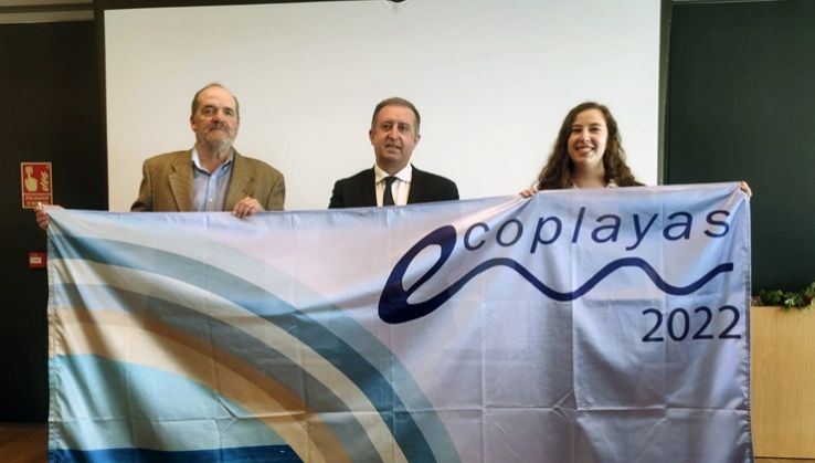 Roquetas y El Ejido reciben las banderas Ecoplayas a la calidad, accesibilidad y sostenibilidad