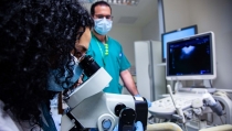 Andaluc&iacute;a refuerza los cribados de c&aacute;ncer de colon y cuello de &uacute;tero