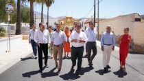 Mejoran las redes de saneamiento y abastecimiento en varias calles de Berja
