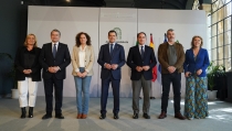 Andaluc&iacute;a pacta con sindicatos y empresarios medidas para paliar los efectos de los aranceles