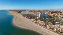Roquetas de Mar fue uno de los destinos tur&iacute;sticos espa&ntilde;oles preferentes en 2023