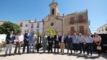 Juan Mar&iacute;n destaca previsiones tur&iacute;sticas "muy positivas" para el verano en Andaluc&iacute;a
