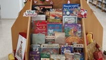 La Biblioteca de Adra ofrece un &lsquo;rasca y gana&rsquo; por cada pr&eacute;stamo de libros navide&ntilde;o