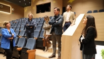 El Teatro Auditorio de El Ejido estrena una pantalla LED en su fachada