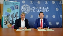 La UAL y Cajamar apuestan por el uso de veh&iacute;culos sostenibles en el campus