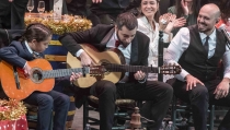 Los Chanque&ntilde;os &lsquo;arman en el Bel&eacute;n&rsquo; en familia con doble fiesta navide&ntilde;a